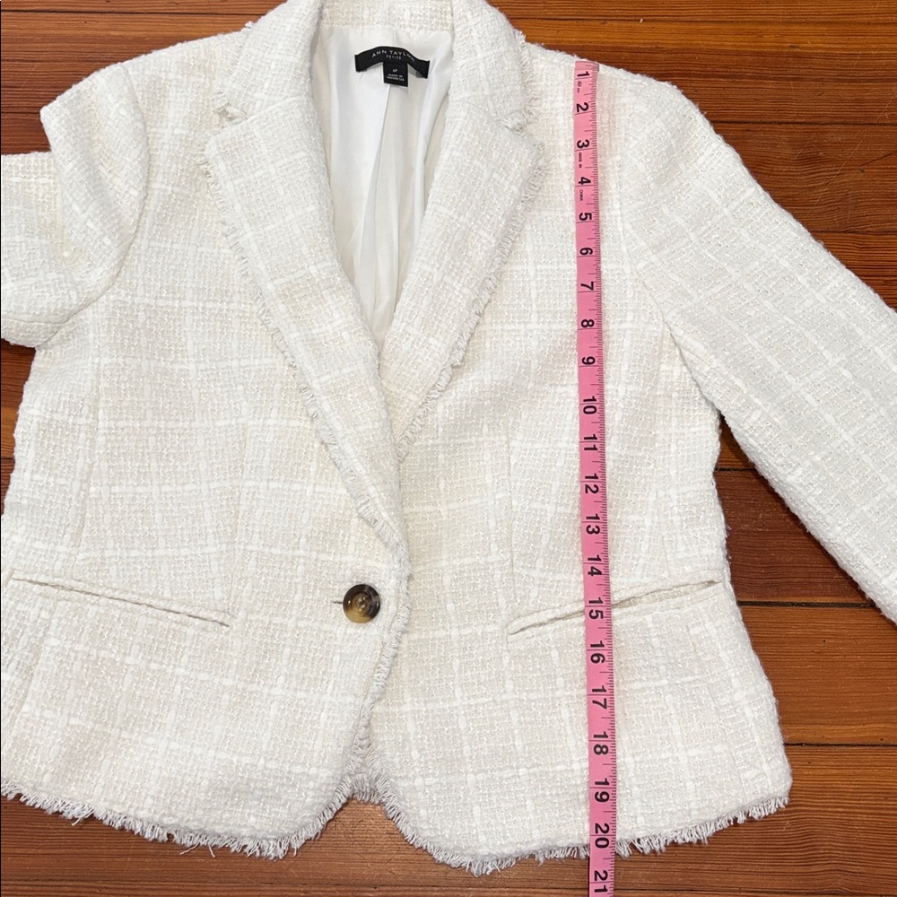 Ann Taylor Ivory Textured Tweed Blazer - Picture 13 of 14